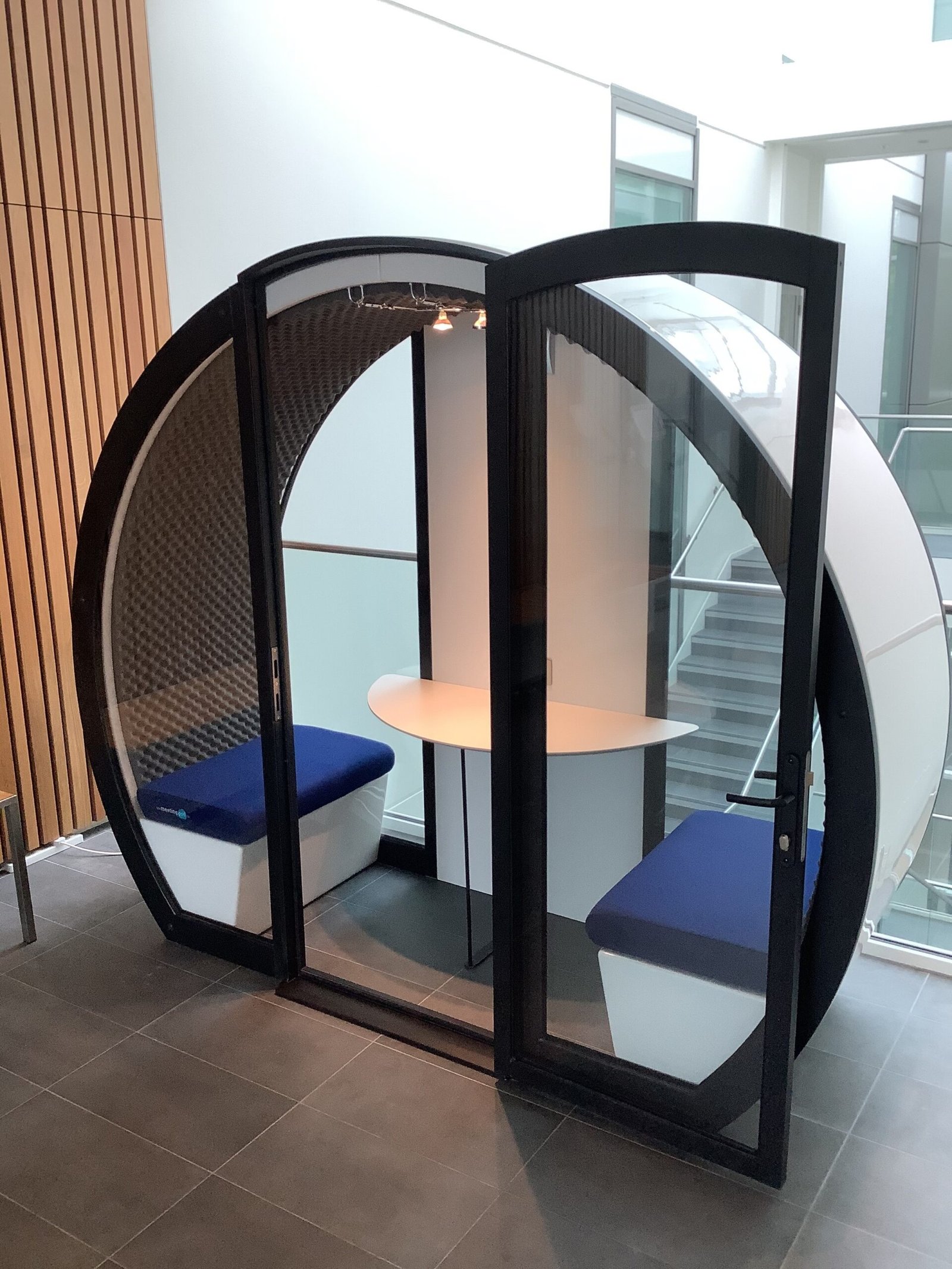 Meeting Pod - 2 Person Enclosed - The Meeting Pod Company